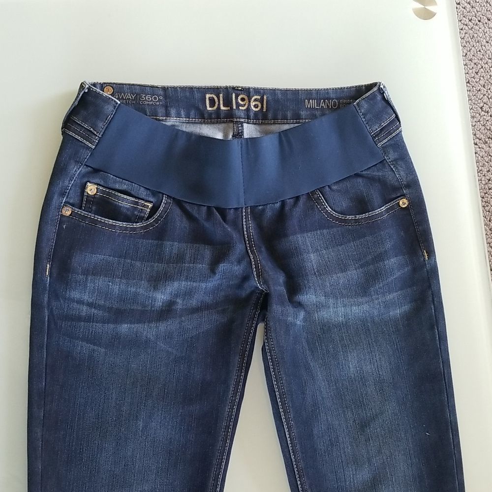 DL1961 Maternity Jeans - boot cut - Picture 3 of 12